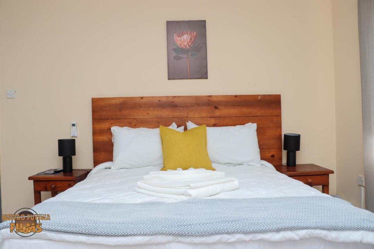 The Hill Bed And Breakfast Francistown Exterior foto